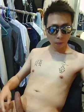 Cam4 Free Live Porn of suitsabidog