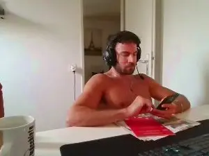 Cam4 Live Porn of ALPHA_HUNK