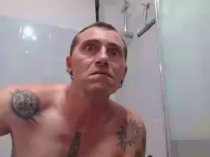 Cam4 Live Sex of bonnepute82000