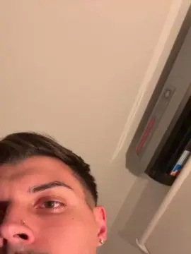 Cam4 Sex Chat of ThomasRM98