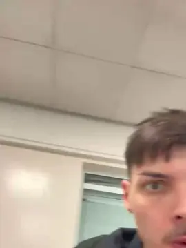 Cam4 Private Sex Chat of ThomasRM98
