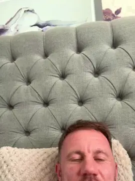 Cam4 Private Sex Chat of Benjay74