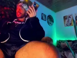 Cam4 Live Sex Cam of pablomontiel1