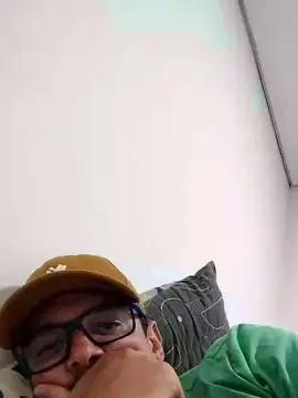 Cam4 Watch Live Sex Cams of Pittgarciaator
