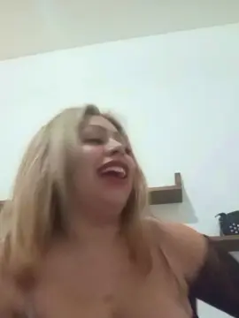 Cam4 Watch Live Sex Cams of Solcii28