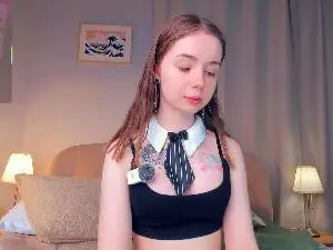 Cam4 Watch Live Sex Cams of Windy_Swallow