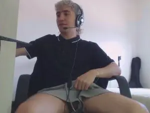 Cam4 Private Sex Chat of cancer_cum