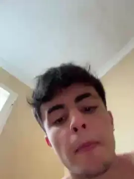 Cam4 Live Sex of Alvaroguisan
