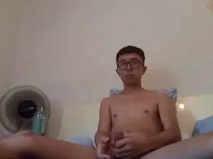 Cam4 Watch Live Sex Cams of Zakefun01
