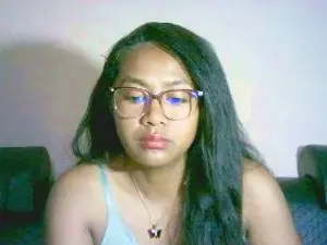Cam4 Best live sex cam show of Yummy_sitraka