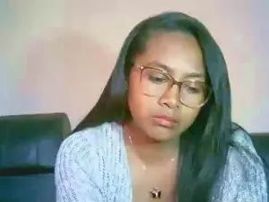 Cam4 Live Porn of Yummy_sitraka