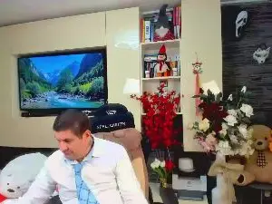 Cam4 Live Sex Cam of CRISSETAN