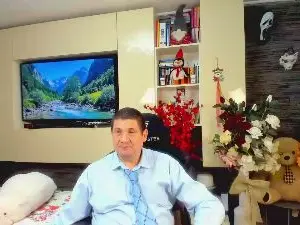 Cam4 Live Sex Cam of CRISSETAN