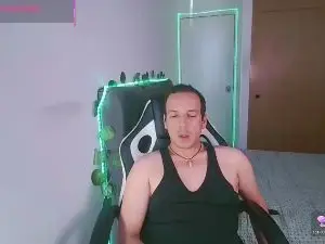 Cam4 Sex Chat of andresihot12