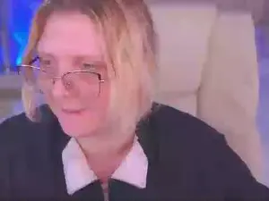 Cam4 Free Live Porn of CoolTatiss