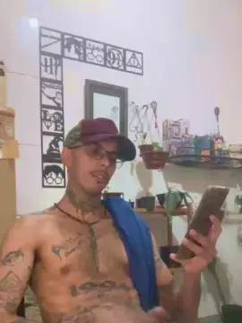 Cam4 Live Porn of Klinger30
