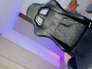 Camsoda Watch Live Sex Cams of mia-alejandraa