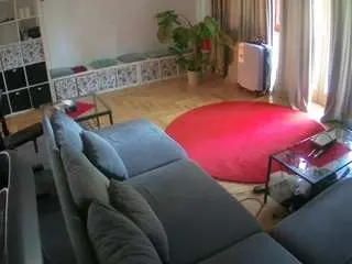 Camsoda Adult Webcam of voyeurcam-julmodels-living-4