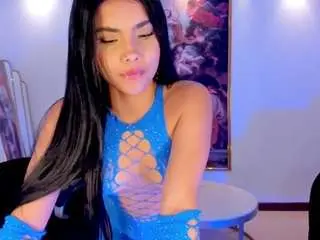 Camsoda Free Live Porn of mialaurence