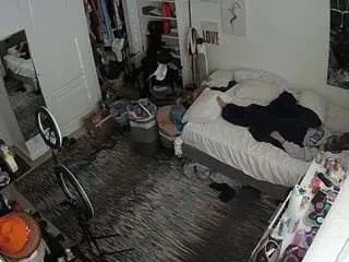 Camsoda Nude Webcam of voyeurcam-hornyhostel-02