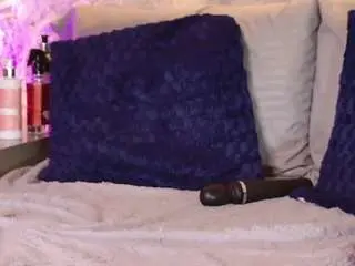 Camsoda Free Porn Cam of bella-mush