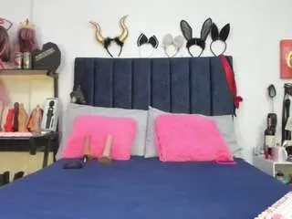 Camsoda Adult Webcams of emmily-giraldo