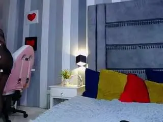 Camsoda Free Live Porn of julianewell