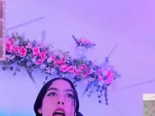 Camsoda Free Live Porn of emmaaa-stoonee