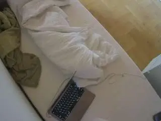 Camsoda Best Webcam of voyeurcam-julmodels-greybed-2