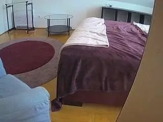 Camsoda Private Sex Chat of voyeurcam-julmodels-whitebed-6