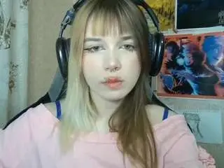 Camsoda Nude Webcam of mechellebabineau