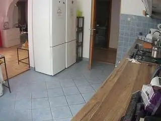 Camsoda Adult Webcam of voyeurcam-julmodels-kitchen