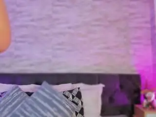 Camsoda Adult Video Chat of rachel-quenby