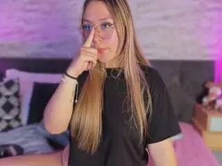 Camsoda Sex Cam of rachel-quenby