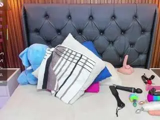 Camsoda Adult Webcam of catiajones