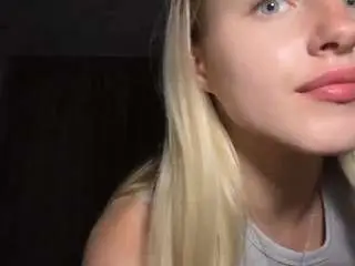 Camsoda Free Live Porn of denissetinnin