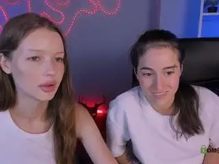 Camsoda Best Webcam of lily-sin1