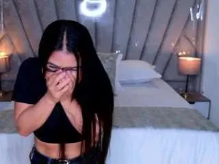 Camsoda Free Porn Cam of laylaa-breezee