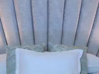 Camsoda Live Sex Cam of laylaa-breezee