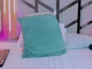 Camsoda Nude Webcam of victoria-luxx