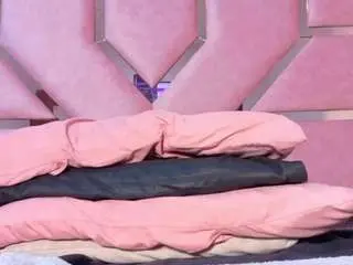 Camsoda Free Porn Cam of angelinajoliee