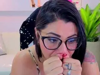 Camsoda Watch Live Sex Cams of angele-roux-tp