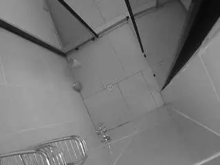 Camsoda Nude Webcam of voyeurcam-jb-shower-2
