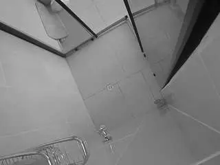 Camsoda Sex Cam of voyeurcam-jb-shower-2