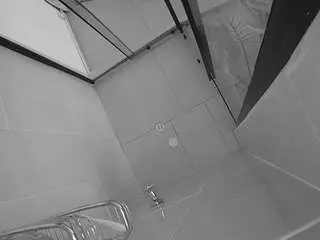 Camsoda Live Sex Cam of voyeurcam-jb-shower-2