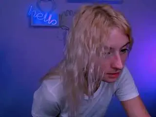 Camsoda Adult Video Chat of blondie-melisa