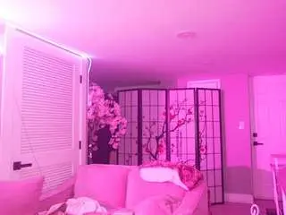 Camsoda Nude Webcam of katt-leya