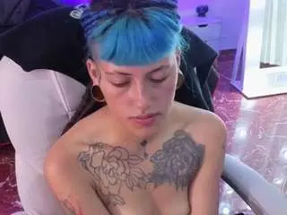Camsoda Adult Webcams of charlottewhite-1