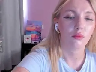 Camsoda Live Sex of fluffymonica