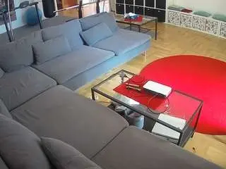 Camsoda Adult Webcam of voyeurcam-julmodels-living-3